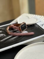 بند اپل واچ چرم کارتیر سانتوس همراه با گارد نگین دار (کدw5008) - تصویر 2