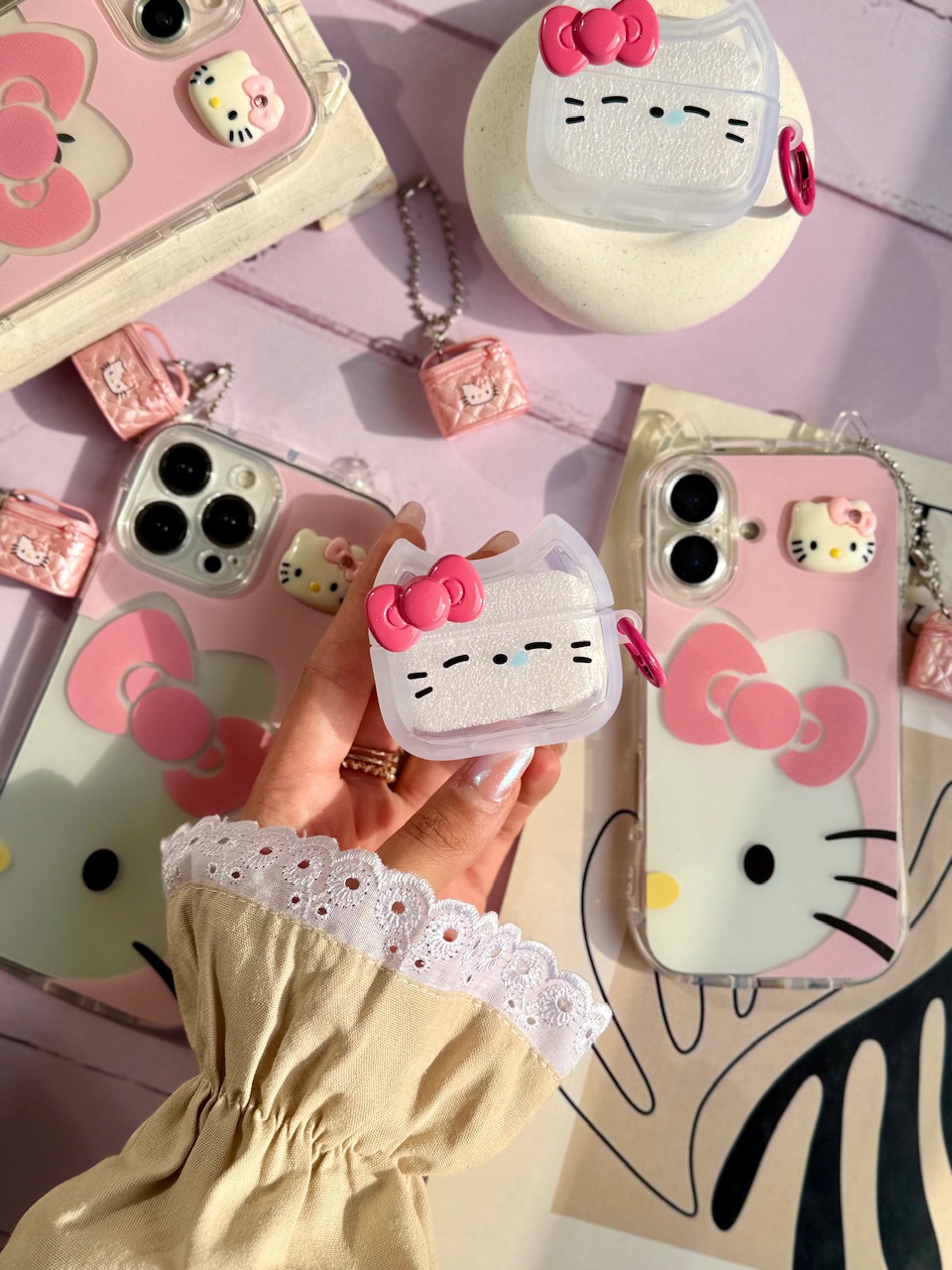 67a9f9 کاور ایرپاد هلوکیتی شفاف گوش دار (کدa0303) - تصویر 1